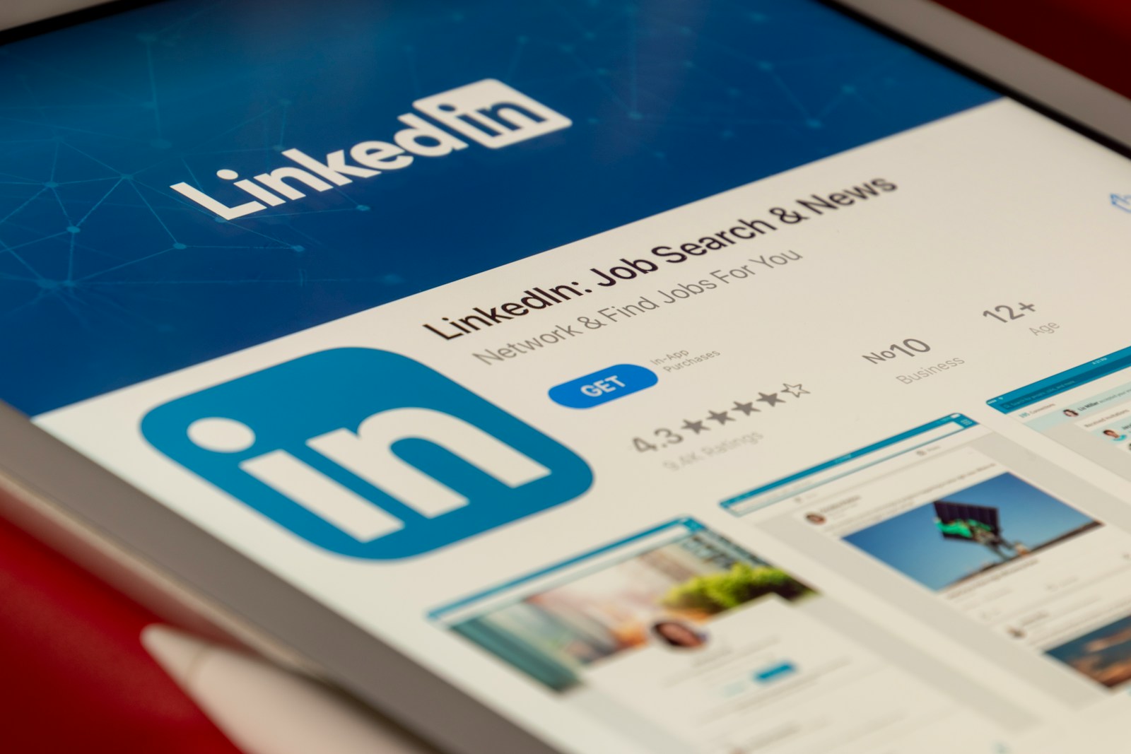 Promote Your Freelance Services on LinkedIn
